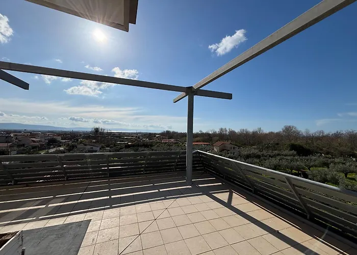 Per 1-2 Ospiti In Viale San Bruno בית הארחה