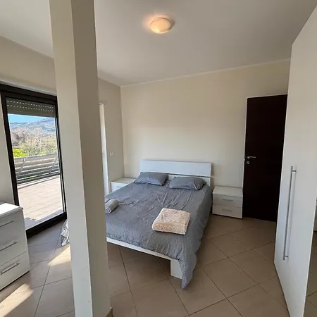Per 1-2 Ospiti In Viale San Bruno SantʼEufemia Lamezia